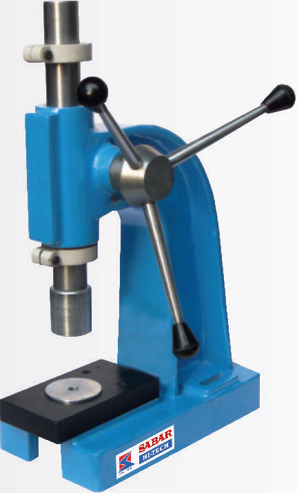 Hand Cot Mounting / De-Mounting Machine